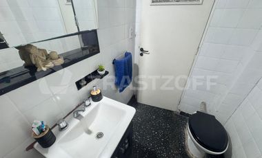 VENTA CASA MULTIFAMILIAR CON ENTRADAS INDEPENDIENTES, PATIO / PARQUE - VILLA ADELINA