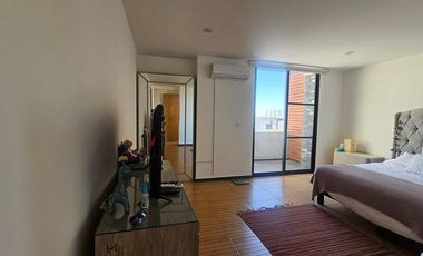 DEPARTAMENTO VENTA EN VISTA REAL, DE LUJO, 2 NIVELES 3 HABITACIONES