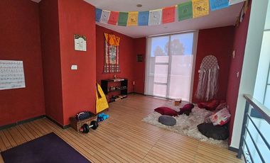 DEPARTAMENTO VENTA EN VISTA REAL, DE LUJO, 2 NIVELES 3 HABITACIONES