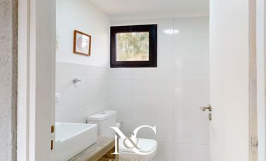 Casa en venta en Costa Esmeralda con fondo libre
