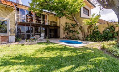 Casa en Venta en Villa Ballester - Cuatro ambientes