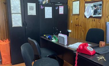 Venta Oficinas (160M²) en Ramos Mejía - Céntrico -  Excelente  Estado