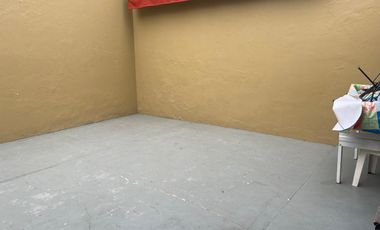 Venta Oficinas (160M²) en Ramos Mejía - Céntrico -  Excelente  Estado