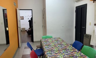 Venta Oficinas (160M²) en Ramos Mejía - Céntrico -  Excelente  Estado