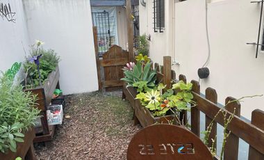 Venta Oficinas (160M²) en Ramos Mejía - Céntrico -  Excelente  Estado