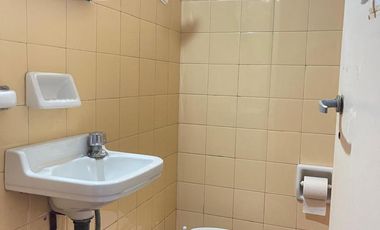 Venta Oficinas (160M²) en Ramos Mejía - Céntrico -  Excelente  Estado
