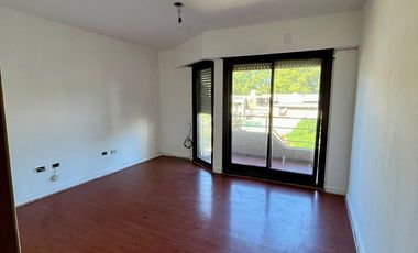 Departamento 2 ambientes - S.Martin (Ctro)
