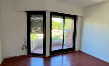Departamento 2 ambientes - S.Martin (Ctro)