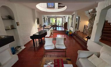 Casa - Venta y Alquiler - Beccar San Isidro