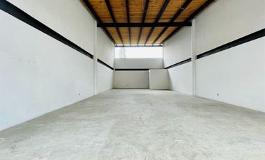 LOCAL EN RENTA EN AVANDARO - CENTRO CON TAPANCO