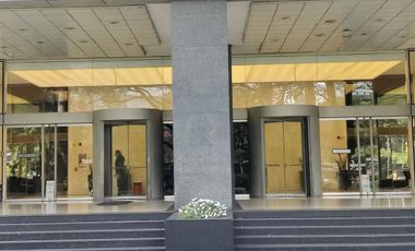Oficina en alquiler amoblada lista para entrar en Catalinas