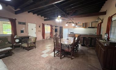 Casa Quinta de 4 amb. a la venta en Santa Anita