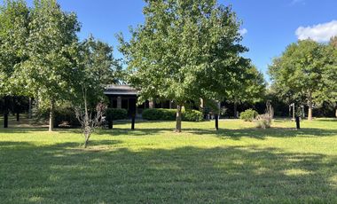 Casa Quinta de 4 amb. a la venta en Santa Anita