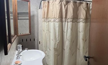 Casa Quinta de 4 amb. a la venta en Santa Anita