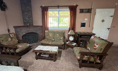 Casa Quinta de 4 amb. a la venta en Santa Anita