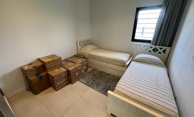 Venta casa de 2 dormitorios con 2 cocheras y pileta en EcoPueblo, Alvear