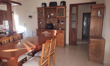 Casa en venta en Villa Lia en esquina