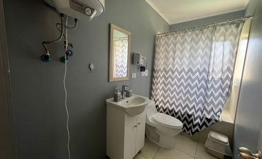 CASA EN ARRIENDO CONDOMINIO ALTOS DE OLMUE