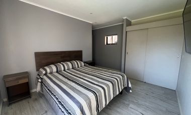 CASA EN ARRIENDO CONDOMINIO ALTOS DE OLMUE