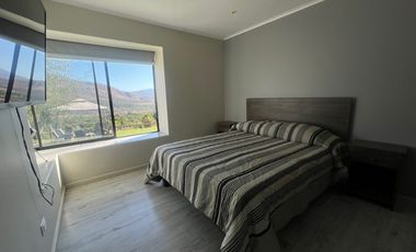CASA EN ARRIENDO CONDOMINIO ALTOS DE OLMUE