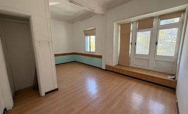 CASA COMERCIAL, IDEAL CONSULTAS MEDICAS, OFICINA, HOSTAL