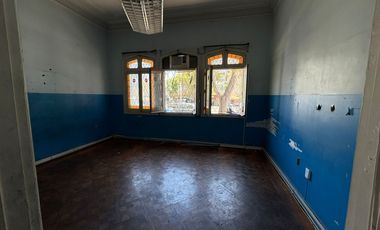 CASA COMERCIAL, IDEAL CONSULTAS MEDICAS, OFICINA, HOSTAL