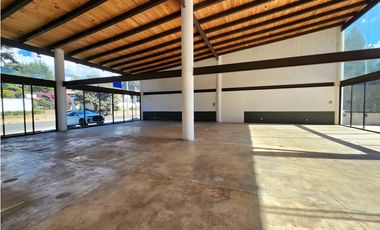 Local en renta en el centro de Avándaro Valle de Bravo