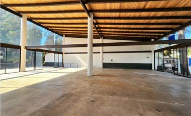 Local en renta en el centro de Avándaro Valle de Bravo