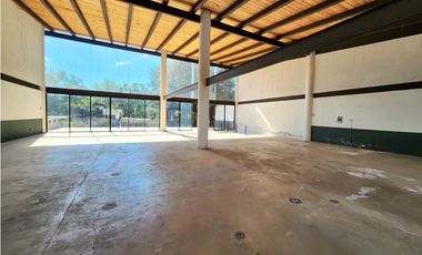 Local en renta en el centro de Avándaro Valle de Bravo