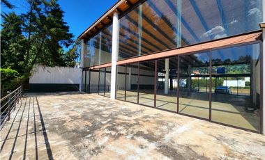 Local en renta en el centro de Avándaro Valle de Bravo