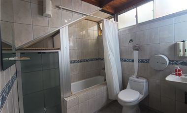 Arriendo Acogedora Casa en Troncos Viejos, Villa Alemana.