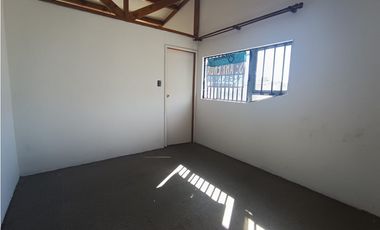 Arriendo Acogedora Casa en Troncos Viejos, Villa Alemana.