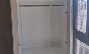 Vende depto 3D2B luminoso en pleno centro de Valparaiso