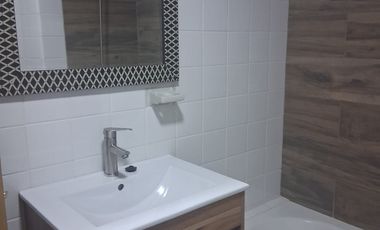 Vende depto 3D2B luminoso en pleno centro de Valparaiso