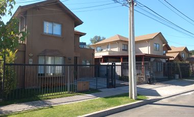 CASA EN VENTA RCUTREMO - CURICO