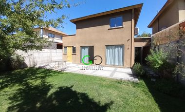 CASA EN VENTA RCUTREMO - CURICO