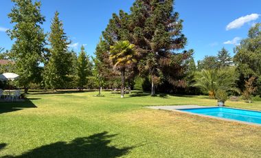 VENTA CASA EN CONDOMINIO DE ZAPALLAR EN CURICÓ