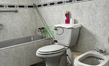 VENTA CASA PIRINEOS II EN AV ESPAÑA DE CURICO