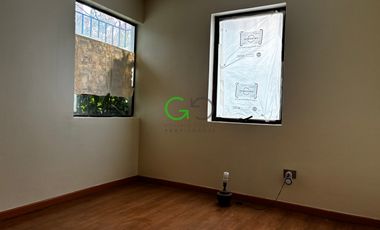 VENTA CASA PIRINEOS II EN AV ESPAÑA DE CURICO