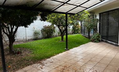 VENTA CASA PIRINEOS II EN AV ESPAÑA DE CURICO