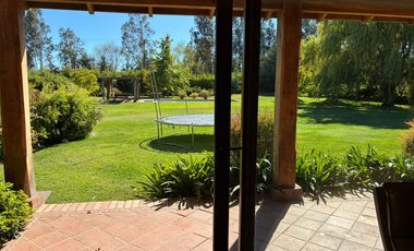 VENTA CASA EN CONDOMINIO DE ZAPALLAR EN CURICÓ