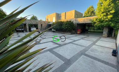 VENTA CASA EN ZAPALLAR - CURICO