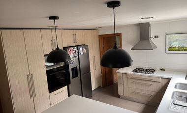 VENTA CASA EN ZAPALLAR - CURICO