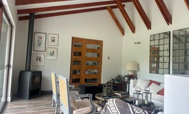 VENTA CASA EN CONDOMINIO DE ZAPALLAR EN CURICO