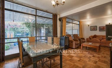 Venta Casa amplia con gran terreno y excelente ubicación en Ñuñoa