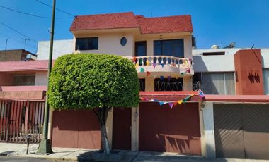 Casa en Venta en Villa Quietud, el corazón de Coapa