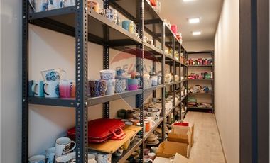 OPORTUNIDAD BODEGA/SALA DE VENTAS/OFICINAS COLINA