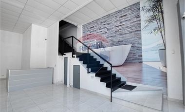 OPORTUNIDAD BODEGA/SALA DE VENTAS/OFICINAS COLINA