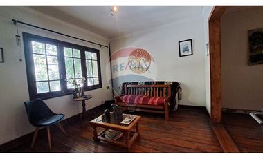 Casa 4 Dormitorios Eleodoro Yáñez. En segundo piso