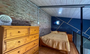 Venta casa tipo loft con pileta y parrillero en barrio estación Alvear